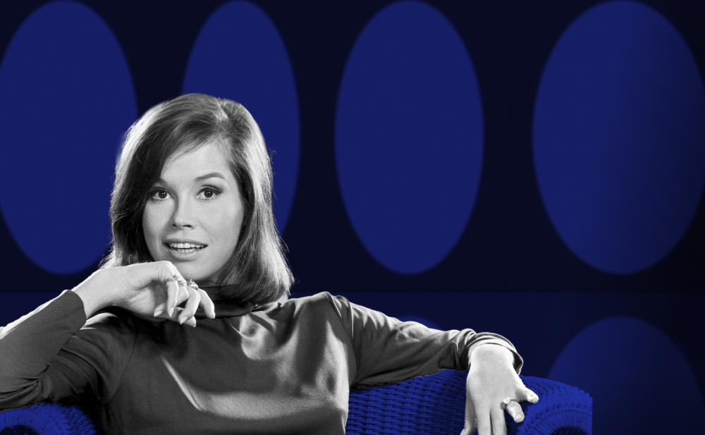 Mary Tyler Moore, blue