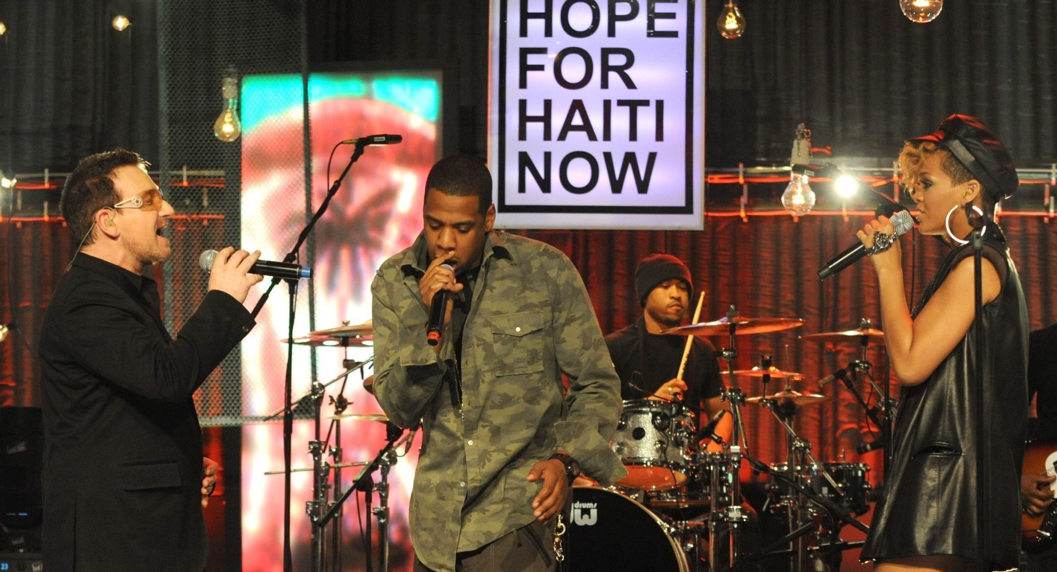 (left to right) Bono, Jay-Z, Rihanna, for Hope for Haiti Now